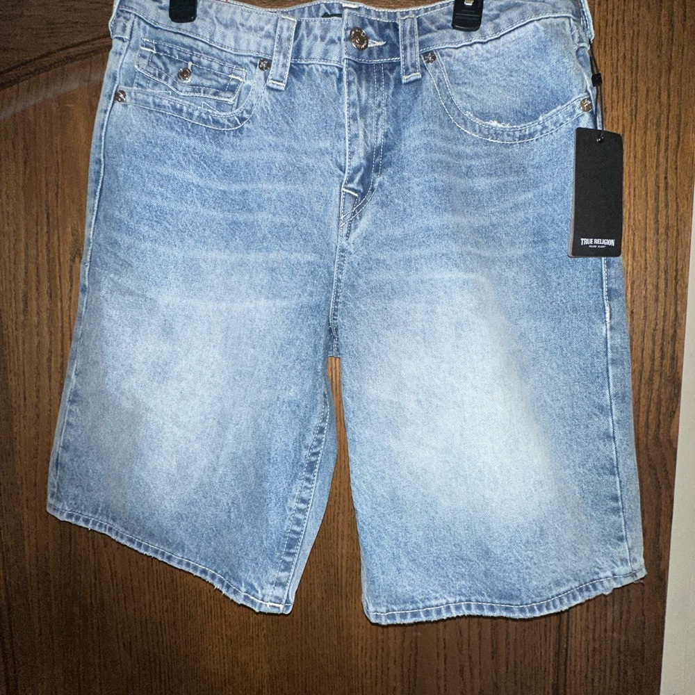 True Religion Jessie Baggy Jorts - Peak Spot